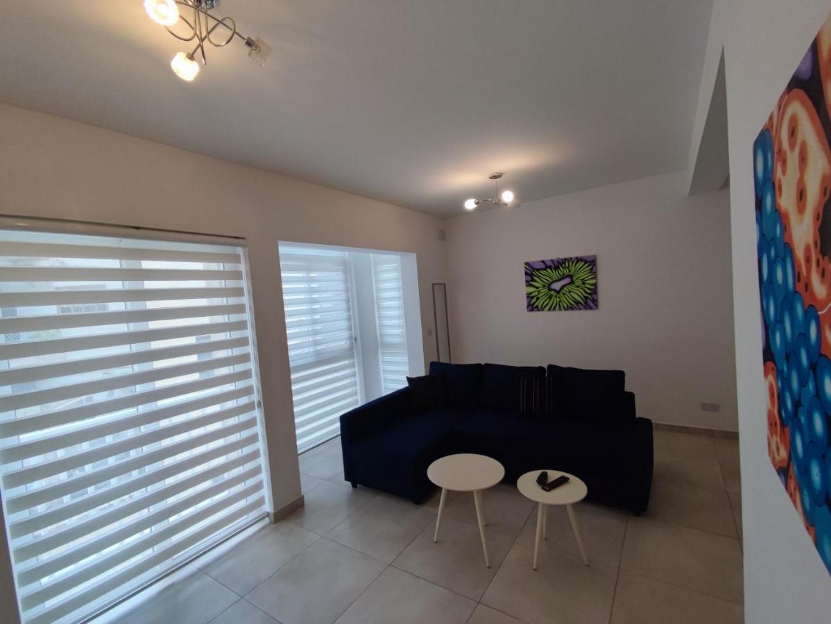 Modern Apartment In Gzira Екстериор снимка